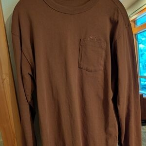 Nike Men's Chocolate Long Sleeve Tee